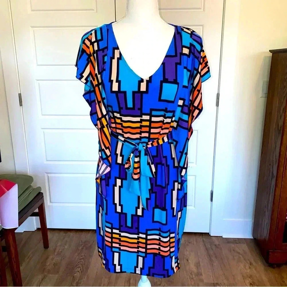 Attention Dresses & Skirts - Attention XS Mod Dress With Butterfly Sleeves Knee Length ❤️